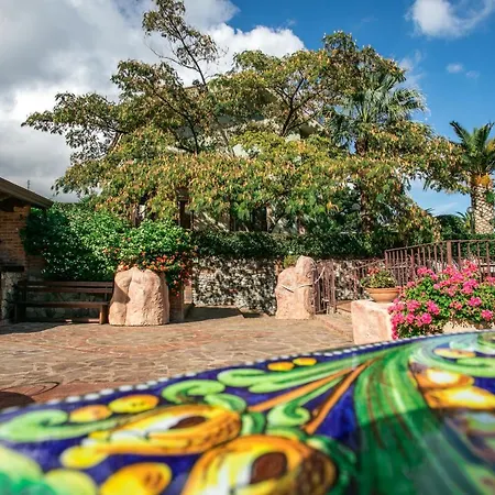 ベッド・アンド・ブレックファスト Alba 3*