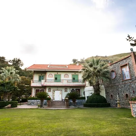 ベッド・アンド・ブレックファスト Alba